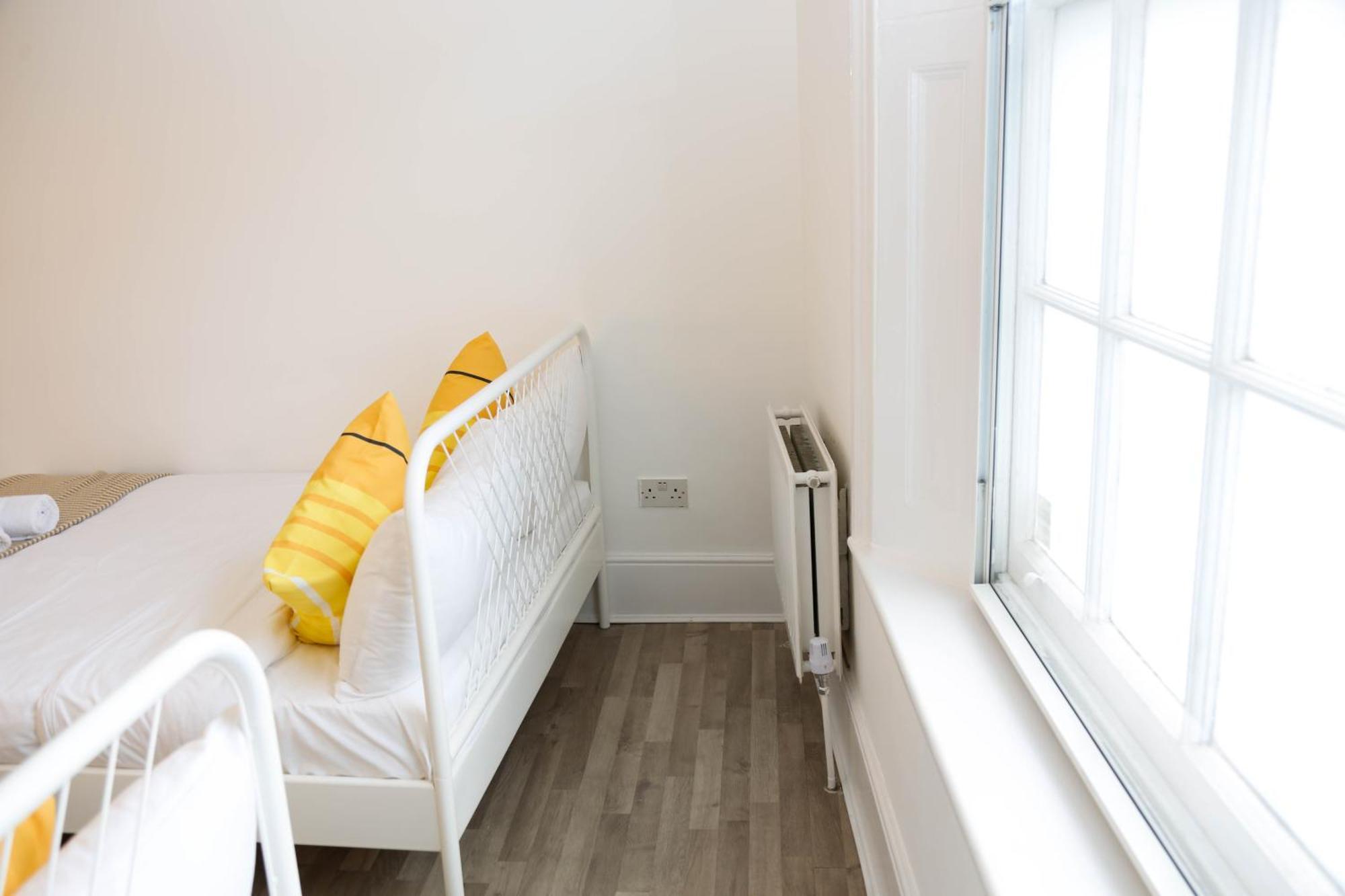 Stylish Rooms 1-Minute Walk To Camden Town Metro, Shops, Cafes, Bars & Restaurants With Shared Bathrooms London Exterior photo