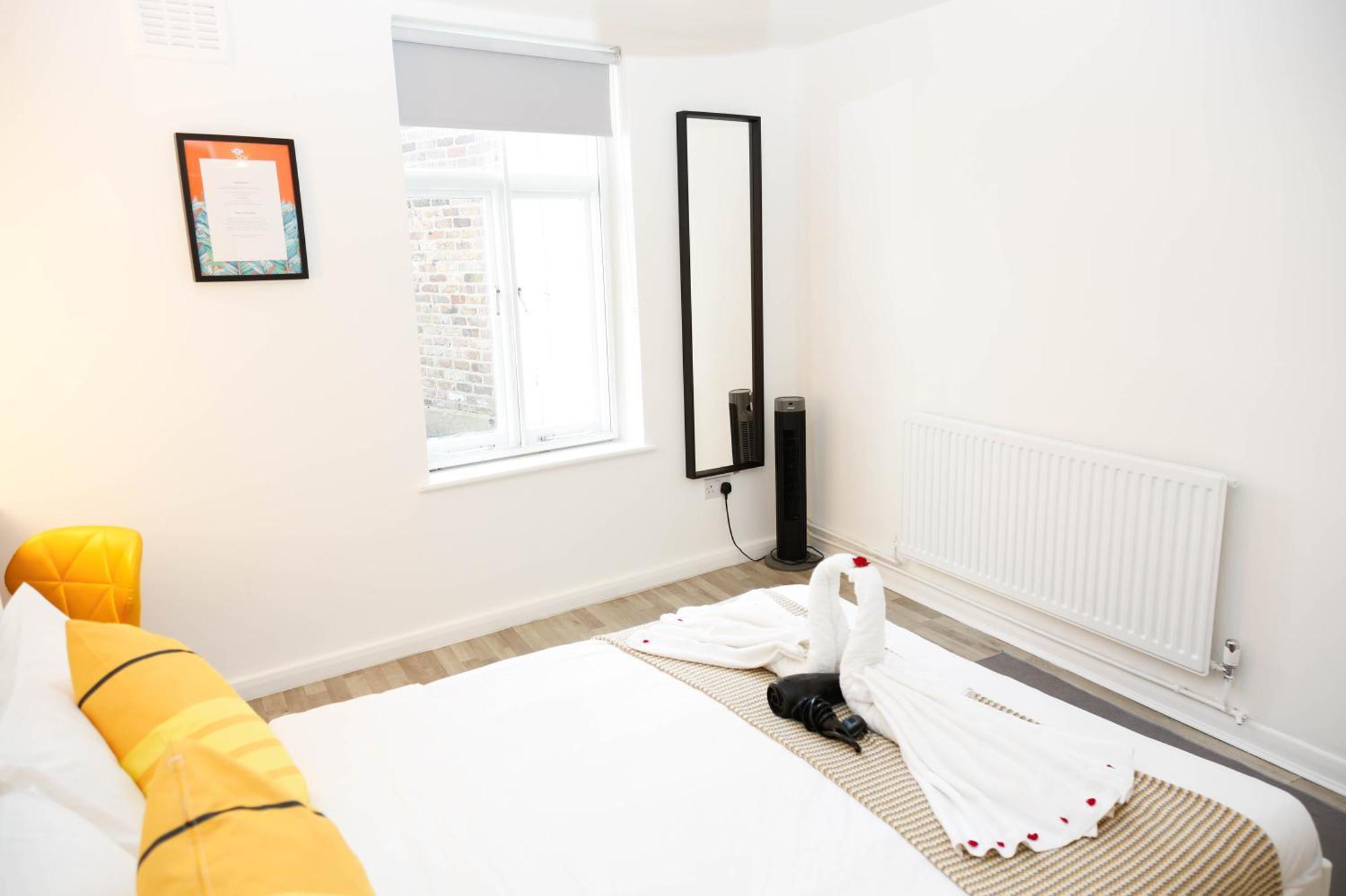 Stylish Rooms 1-Minute Walk To Camden Town Metro, Shops, Cafes, Bars & Restaurants With Shared Bathrooms London Exterior photo