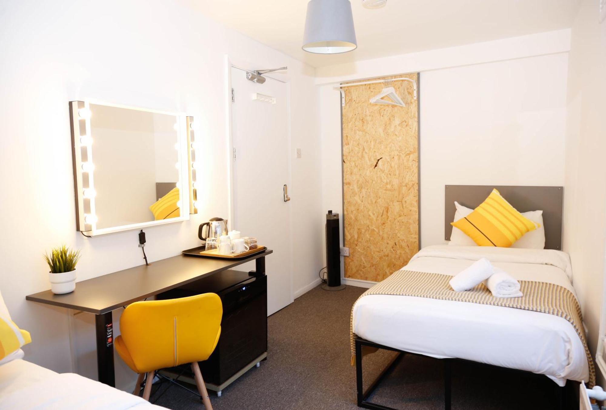 Stylish Rooms 1-Minute Walk To Camden Town Metro, Shops, Cafes, Bars & Restaurants With Shared Bathrooms London Exterior photo